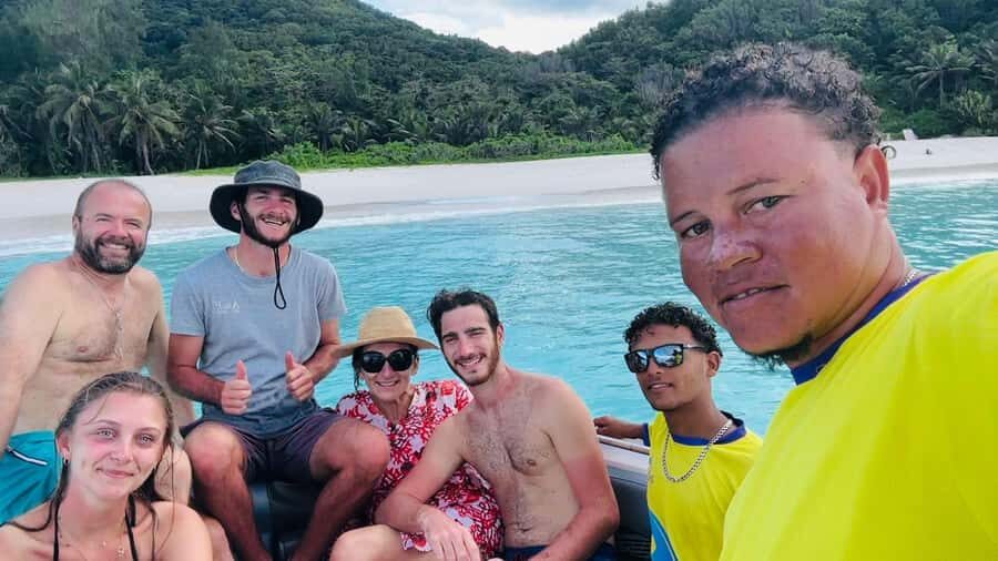 "Curieuse and St-Pierre Island Adventure: with Creole, BBQ - Curieuse and St. Pierre in One Full Day