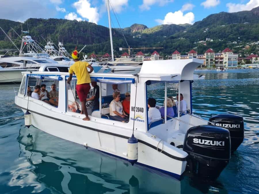 From Mahe eden island to Praslin & Ladigue Daytrip - Praslin bus tour: Glacis Noir coco-de-mer views that set the tone