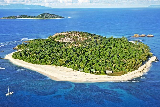 Full Day Excursion of Cousin, Curieuse and St Pierre Islands from Praslin Island - St Pierre Snorkeling: Make the Most of One Hour