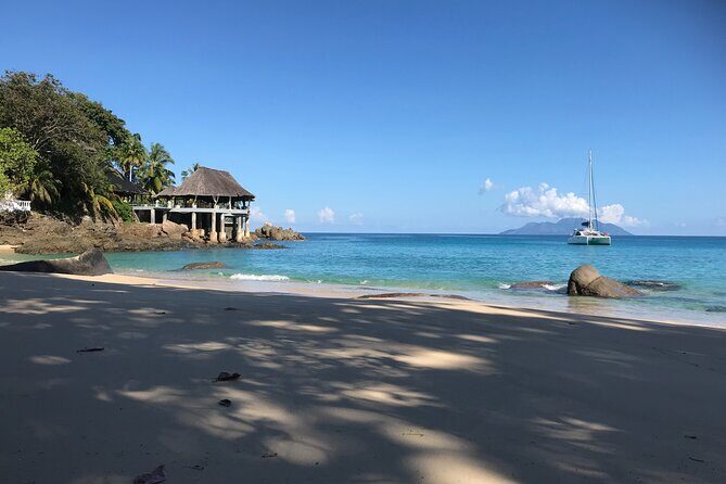 LGBTQIA, we look forward to seeing you | Island tour | Mahé | Seychelles - Spice garden, lookout points, and Eden Island: the quick-hit visuals