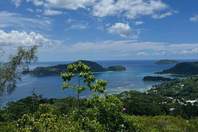 Mahe island Seychelles , unforgettable & adventurous tour - Start in Victoria: pickup, WiFi, and an easy pace