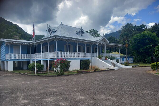 Mahe island Seychelles , unforgettable & adventurous tour - Stop 5: Anse Takamaka beach and tortoises up close