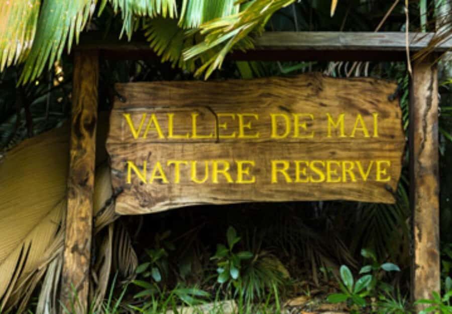 Praslin : Private tour - Key highlights at a glance