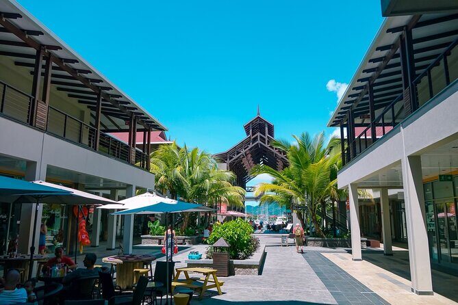 Private Mahe Island Full day Tour with Pickup - Domaine de Val des Pres Craft Village: Creole culture you can walk through