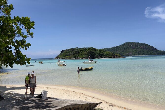 Private Transfer in Seychelles - Who this private transfer is best for