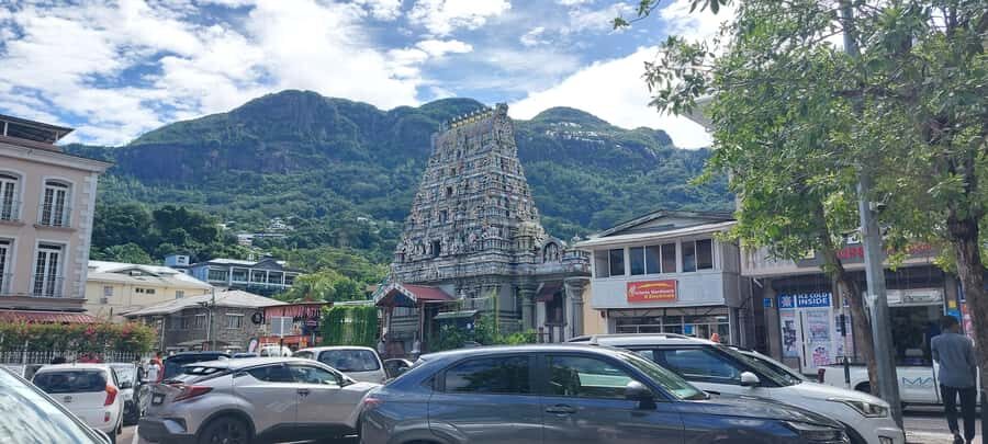 Tour Mahe Seychelles your way. Victoria national park beache - Theresa Islands and Port Glaud: the scenic in-between moments